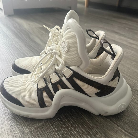 Louis Vuitton Archlight Sneakers - Picture 2 of 6